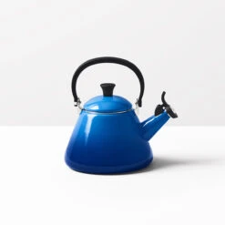 Le Creuset Kone Fluitketel 1,6 Liter Staal Azure -Thuiskeuken 40101022200000 alt5