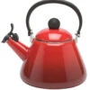 Le Creuset Kone Fluitketel 1,6 Liter Staal Kersrood 1 Le Creuset Kone Fluitketel 1,6 Liter Staal Kersrood -Thuiskeuken 6981 42289 1