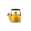 Le Creuset Tradition Fluitketel 2,1 Liter Staal Nectar -Thuiskeuken le creuset tradition fluitketel 2 1 liter staal nectar