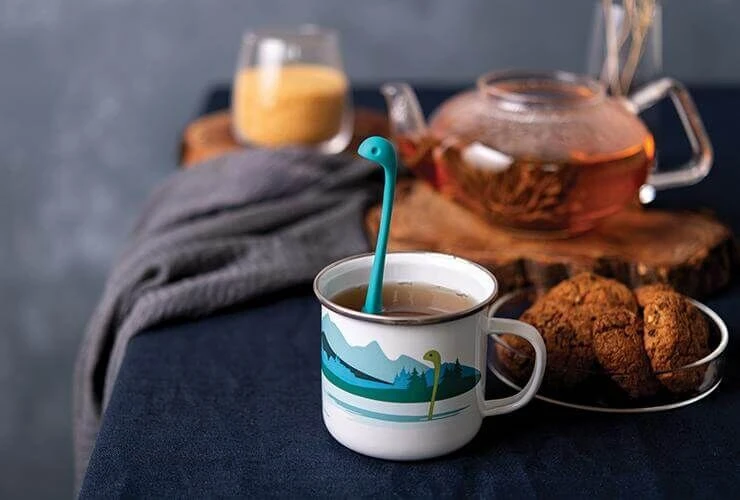 Ototo Cup Of Nessie Theeinfuser En Beker Kunststof/emaille Blauw 4 Ototo Cup Of Nessie Theeinfuser En Beker Kunststof/emaille Blauw - Image 2
